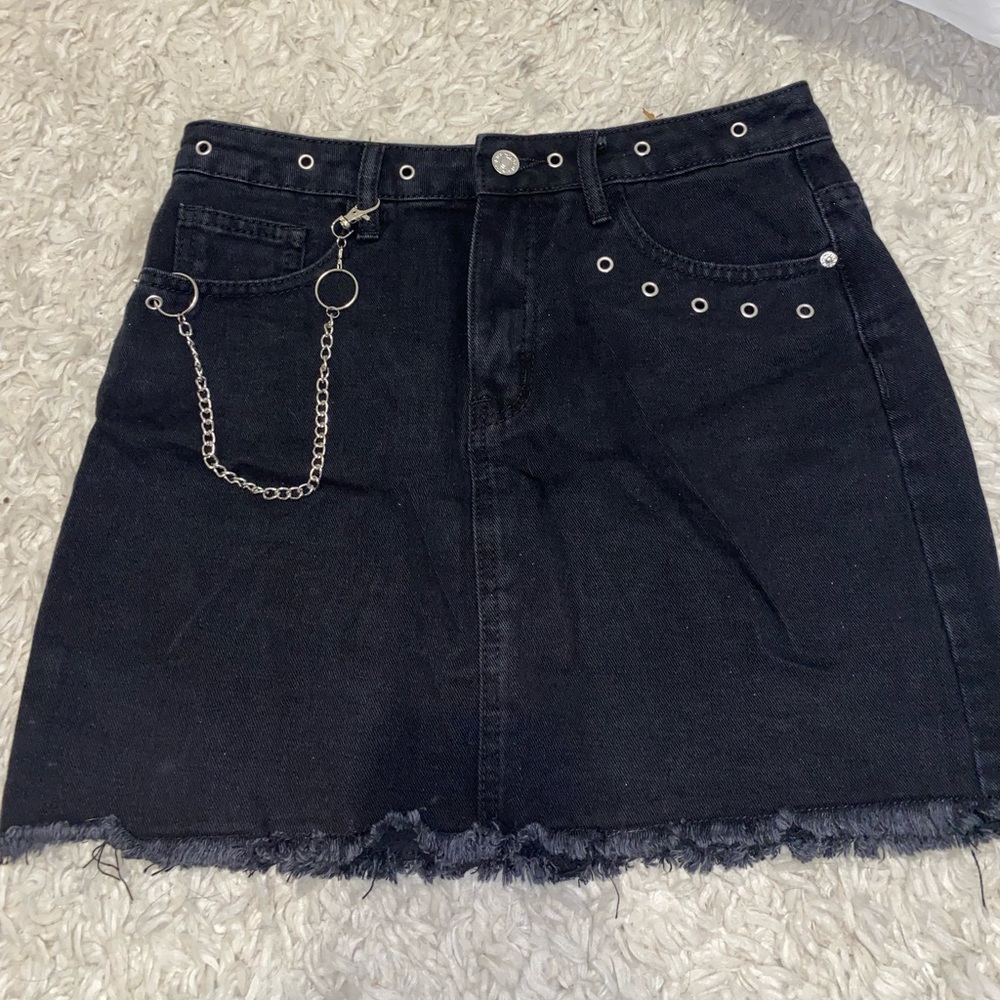 Adorable Black Mini Skirt W/ Chain Detail